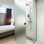 Melrose Hotel 3*