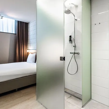 Melrose Hotel 3*