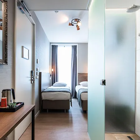 Melrose Hotel 3*
