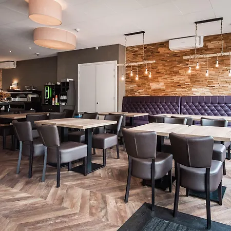 Ξενοδοχείο Melrose 3*