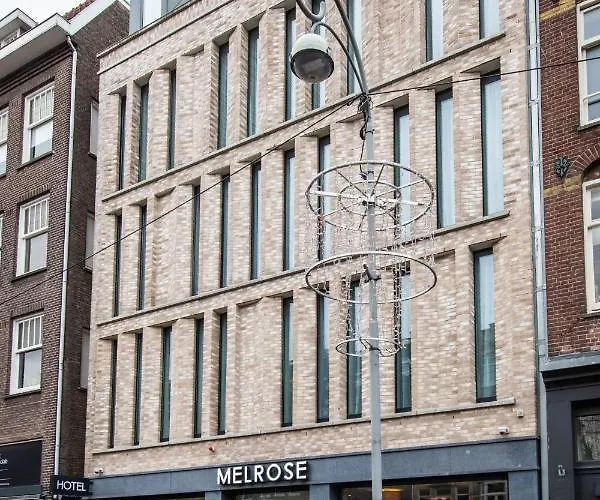 Melrose Hotel 3*