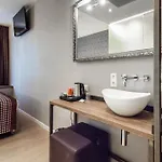 Melrose 3*