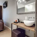 Melrose 3*